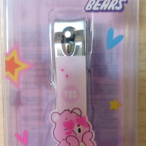 Miniso Care Bears Cheer Bear Nail Clipper - Picture 4 of 7
